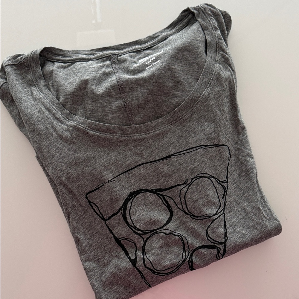 Old Navy Gray Oversized Slouchy Pizza Slice Boyfriend Tee with wide neck